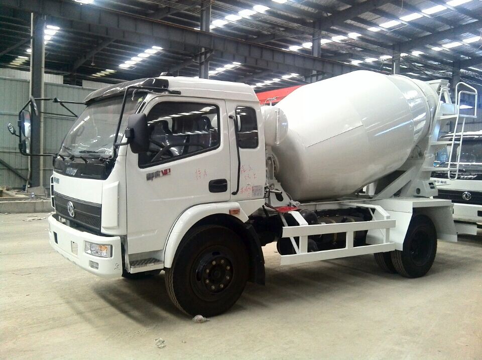 東風(fēng)5方混凝土攪拌運(yùn)輸車 東風(fēng)5方混凝土攪拌運(yùn)輸車