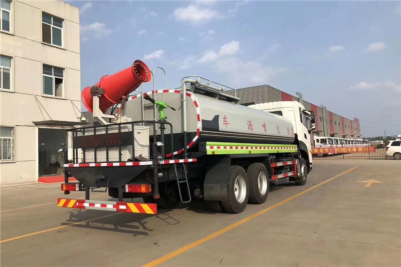 東風(fēng)天龍后八輪20噸噴霧車，國六綠化噴灑車